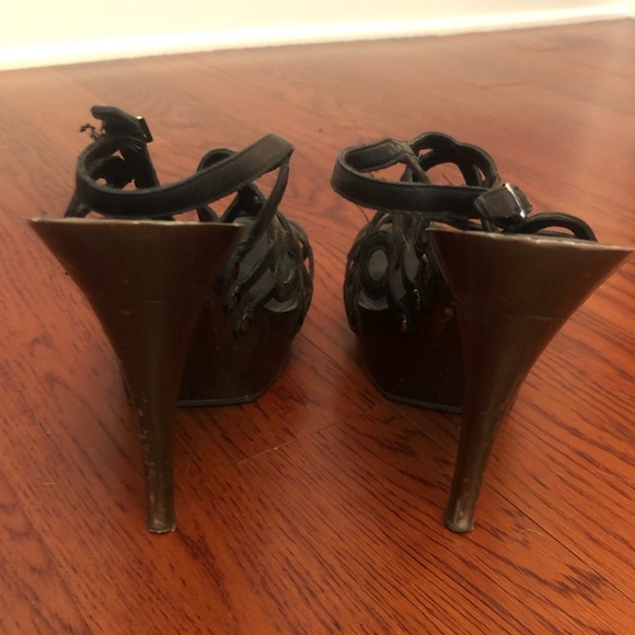 Jessica Simpson Leather & Wood Stilettos - Picture 2 of 3